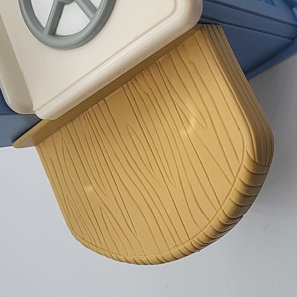 FISHER PRICE BRIARBERRY BEAR BERRY LYNN, ROCKING CHAIR & KITCHEN - Picture 12 of 12